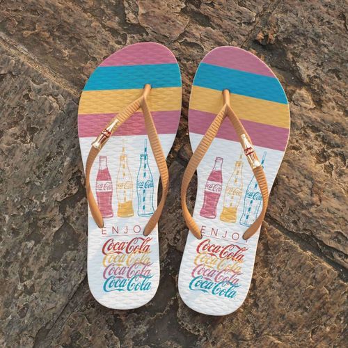 Chinelo Coca-Cola Shoes Coke Party Branco Ouro