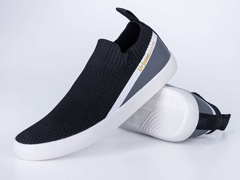 UB370_8_05.jpg