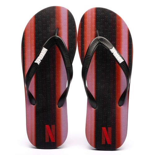 Chinelo Netflix Stream Preto