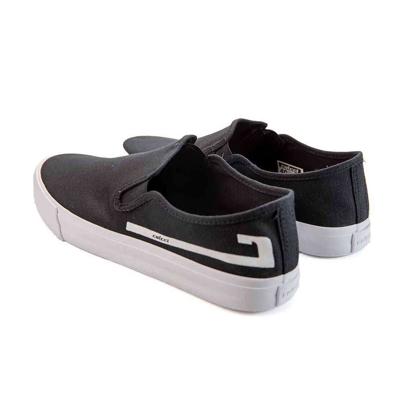CL0341_PRETO_3.jpg