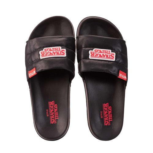 Chinelo Stranger Things Slide Stranger Puffer Preto Preto