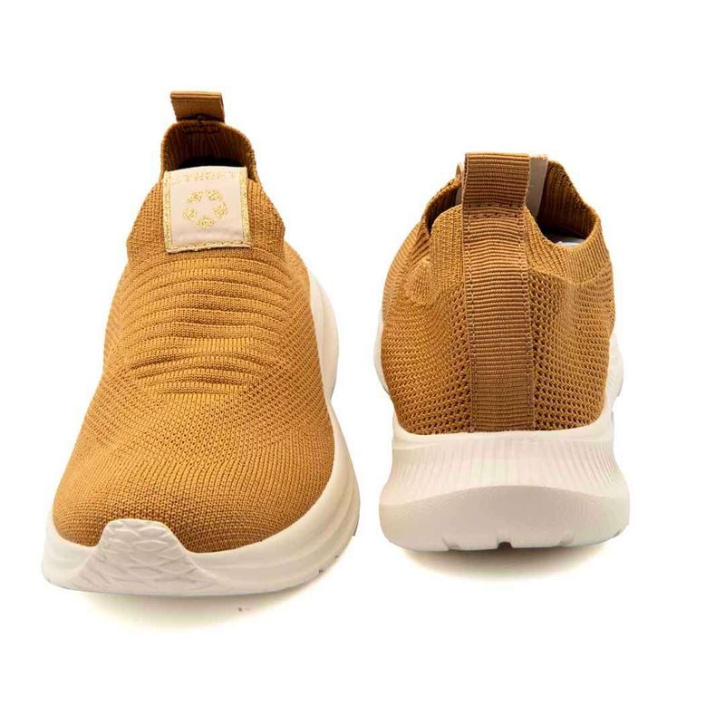 ST1049_CARAMELO_2.jpg